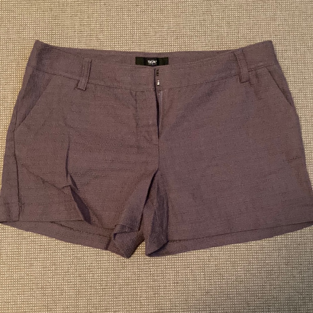 Mossimo size 10 gray shorts